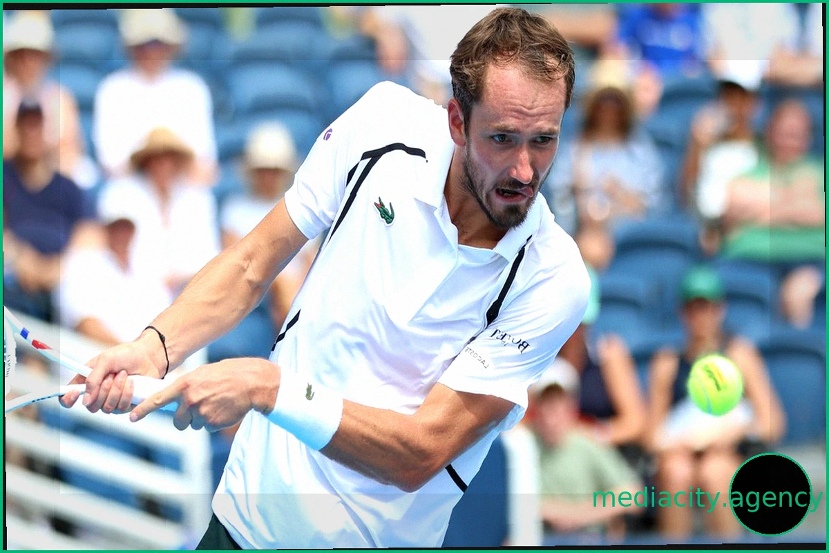 Daniil Medvedev Loses to Brandon Nakashima in Three Sets at Cincinnati Tournament