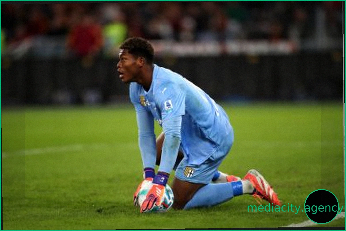Why Suzuki's Move to PSG Collapsed: Aston Villa Eyes €35m Deal